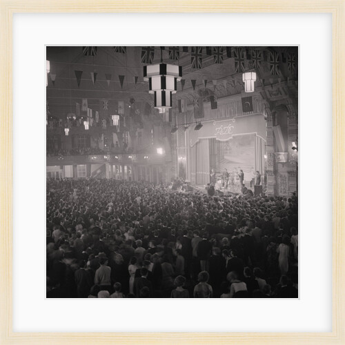 The Searchers at the Palace by Manx Press Pictures