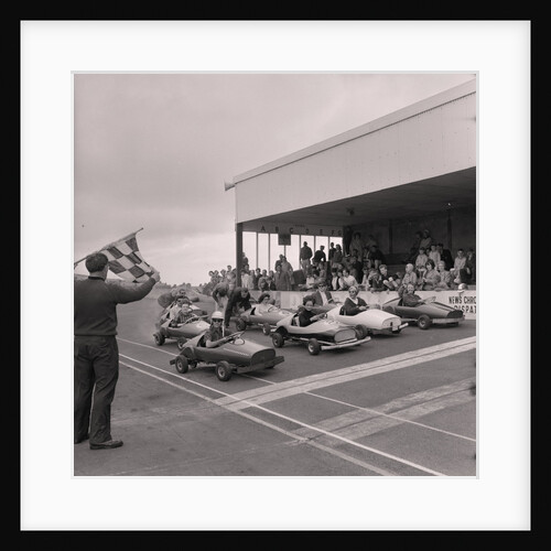 Freddie and the Dreamers at Onchan Park by Manx Press Pictures