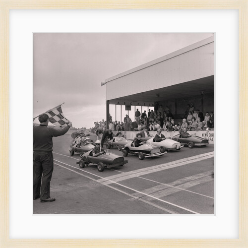 Freddie and the Dreamers at Onchan Park by Manx Press Pictures