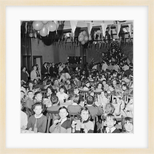 Children's party by Peel Police by Manx Press Pictures