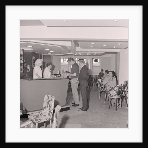 Empress Bar redecorated after fire by Manx Press Pictures