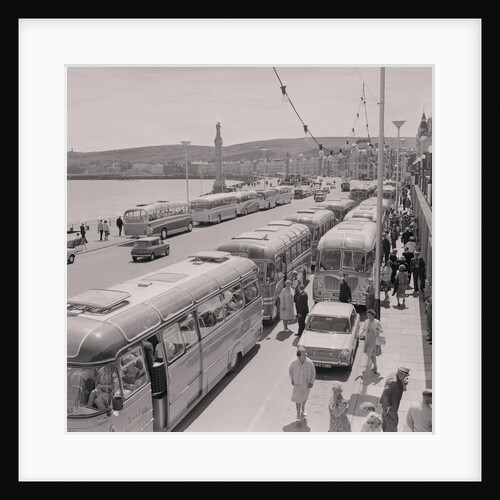 Oddfellows in coaches on Douglas Promenade by Manx Press Pictures