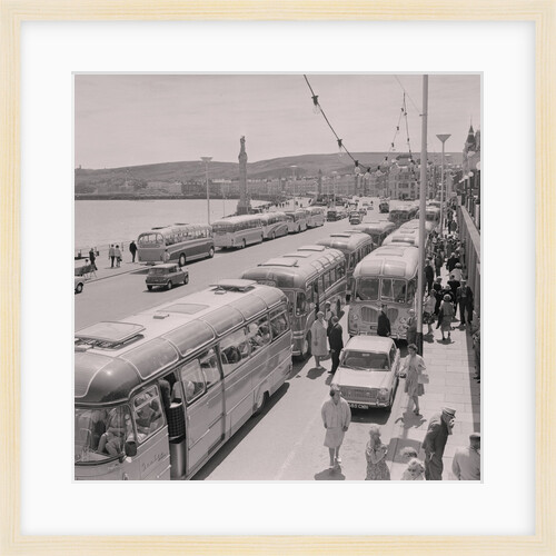 Oddfellows in coaches on Douglas Promenade by Manx Press Pictures