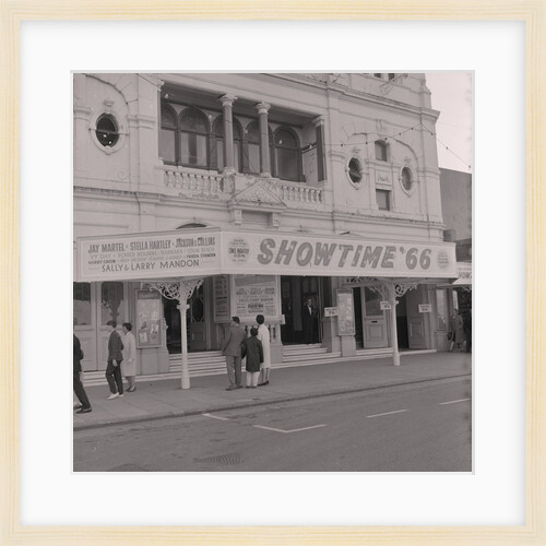 Stella Hartley, Gaiety Theatre Show by Manx Press Pictures
