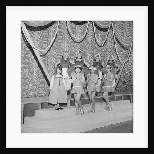 Ellalaine Dancers, The Gaiety, Douglas by Manx Press Pictures