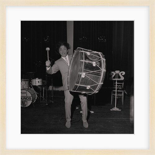 Ken Dodd on stage by Manx Press Pictures