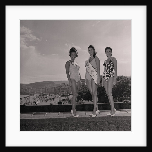 Bathing Beauty Competition by Manx Press Pictures