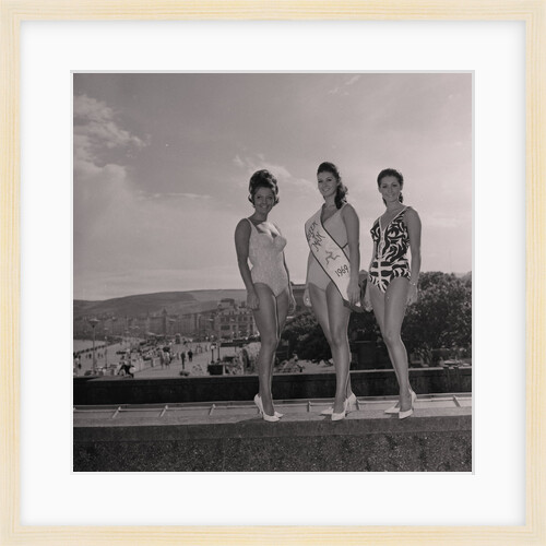 Bathing Beauty Competition by Manx Press Pictures