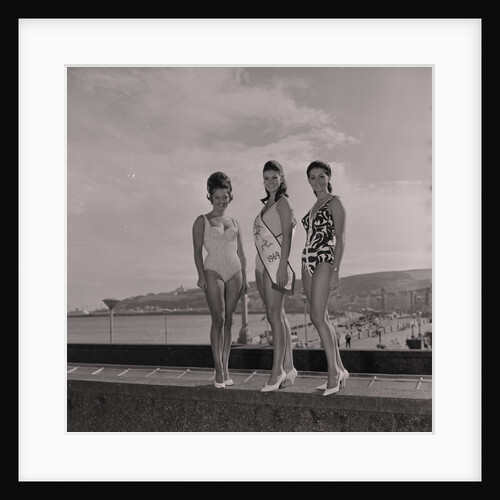 Bathing Beauty Competition by Manx Press Pictures