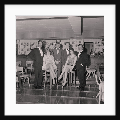 Cabaret entertainers, Beach hotel by Manx Press Pictures