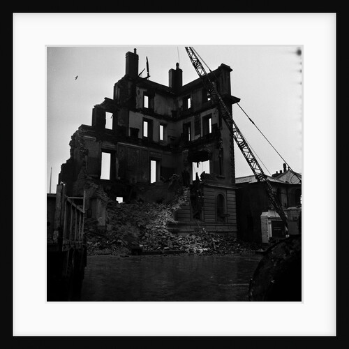 Demolition of Isle of Man Steam Packet Company building by Manx Press Pictures