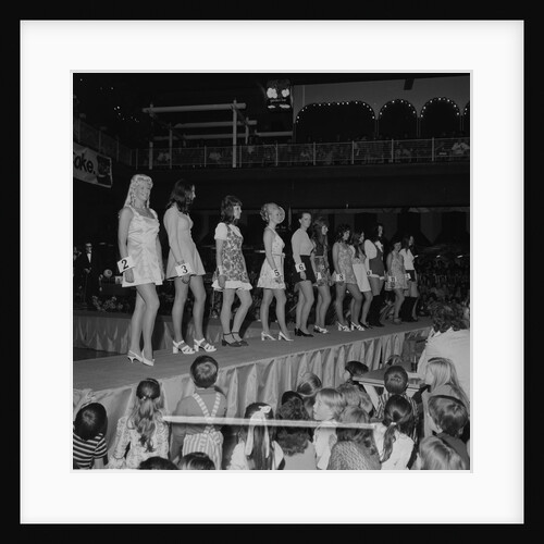 Miss Isle of Man, Summerland by Manx Press Pictures