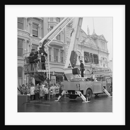 Fire Brigade demonstration at the Sefton hotel by Manx Press Pictures