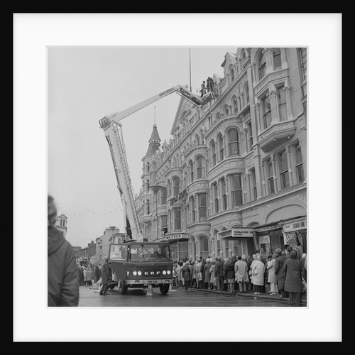 Fire Brigade demonstration at the Sefton hotel by Manx Press Pictures