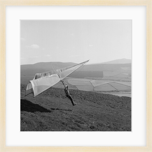 Hang Gliding by Manx Press Pictures