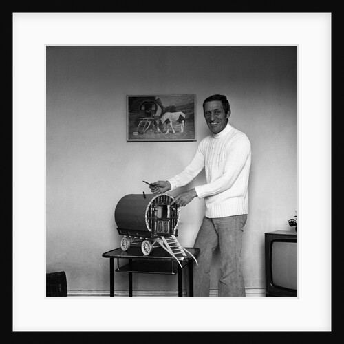 Model Caravan, Cordeman by Unknown