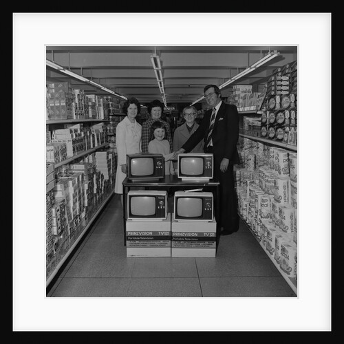 Television presentation, Liptons by Manx Press Pictures