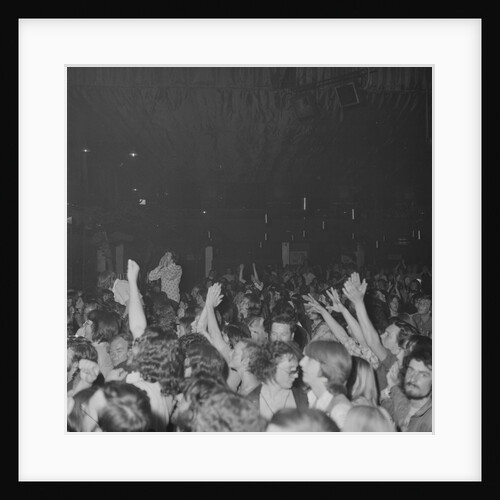 Chuck Berry crowd at the Lido by Manx Press Pictures