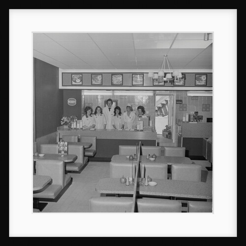 Opening of new Wimpy Bar, Strand Street, Douglas by Manx Press Pictures