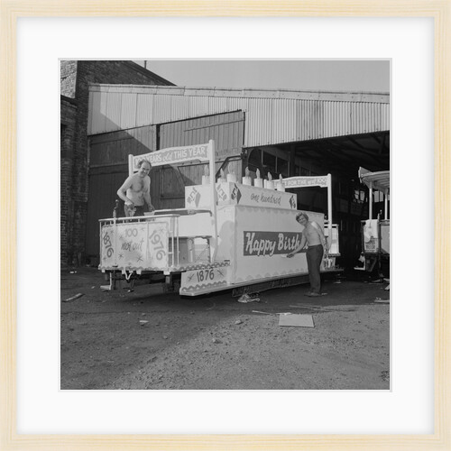 Horse tram for Douglas Carnival by Manx Press Pictures