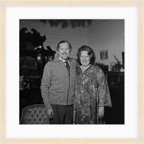 Karma (hypnotist) and Elizabeth by Manx Press Pictures