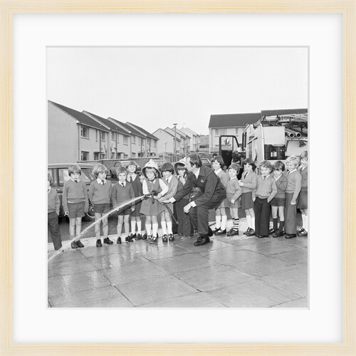 Fire Service visit to Annagh Coar School by Manx Press Pictures