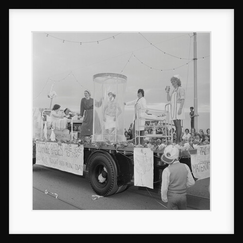 Douglas Carnival by Manx Press Pictures