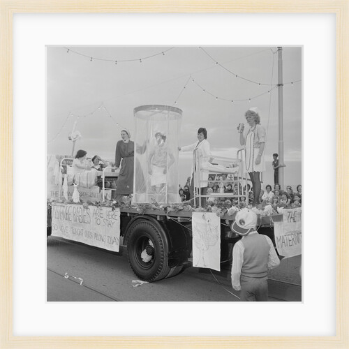Douglas Carnival by Manx Press Pictures