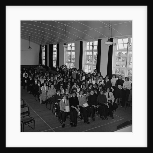 St Ninian’s school leavers by Manx Press Pictures