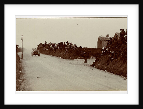 W.T. Clifford Earp in a Napier, 1905 Gordon Bennnett Trials by Anonymous
