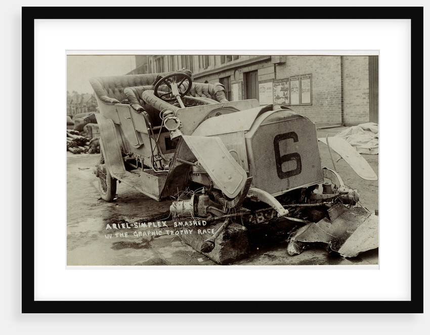 Ariel-Simplex smashed in the 1907 Heavy Touring Motorcar race by Anonymous