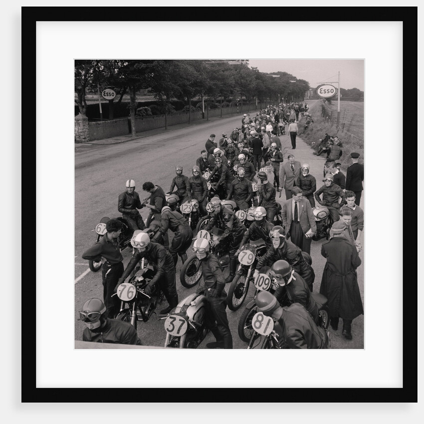 Manx Grand Prix practices by Manx Press Pictures