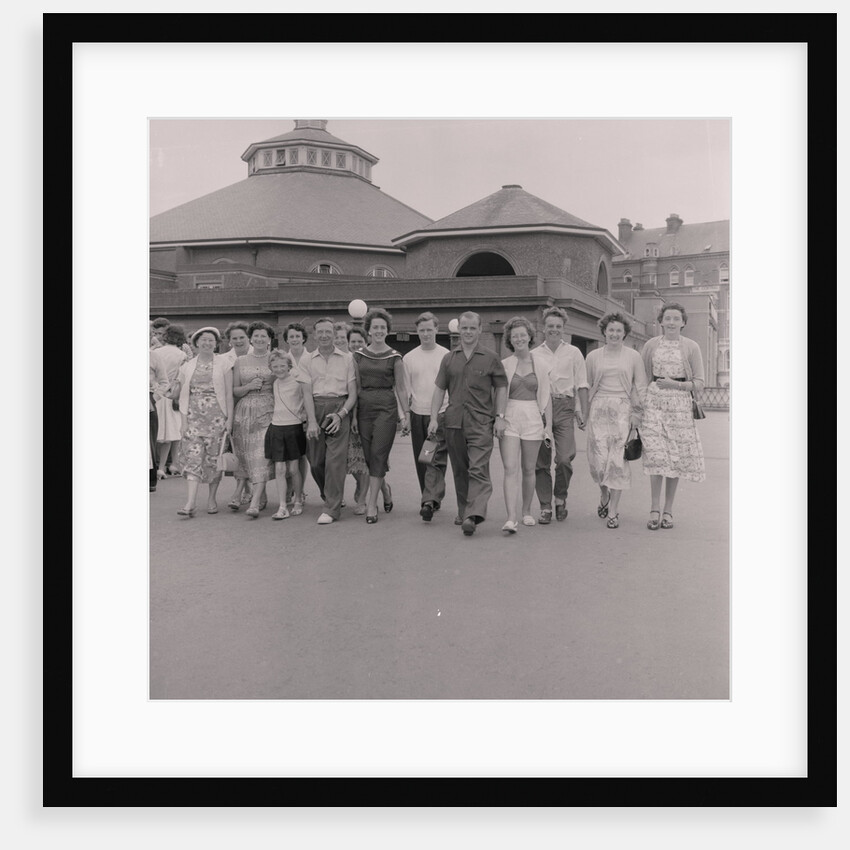 Yorkshire holidaymakers by Manx Press Pictures