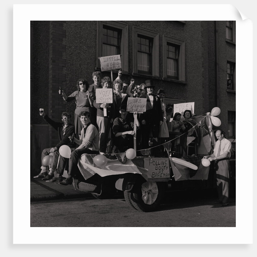 Douglas Carnival by Manx Press Pictures