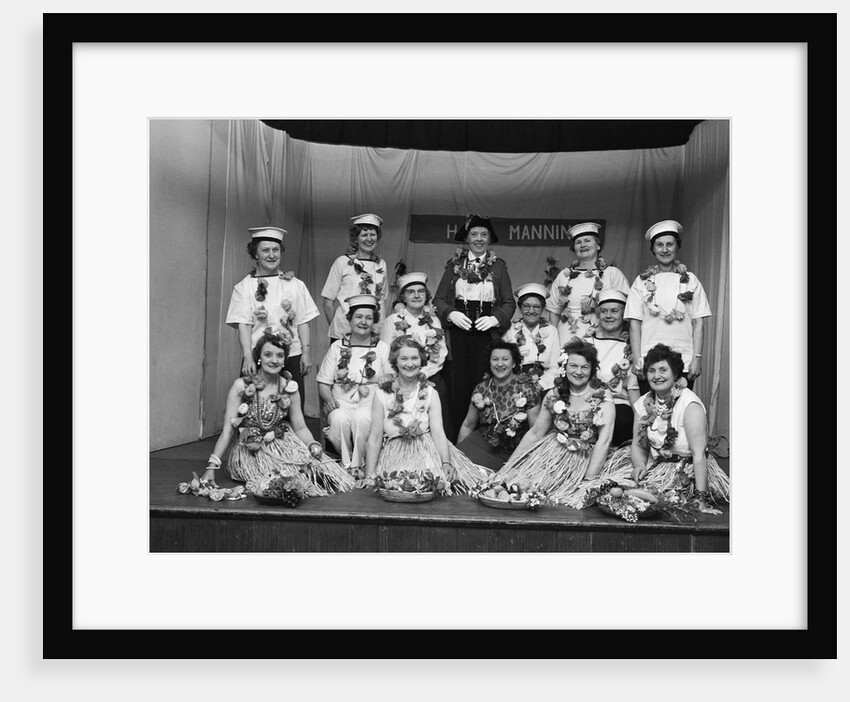 Mannin Town Women's Guild Hawaiian play by Manx Press Pictures