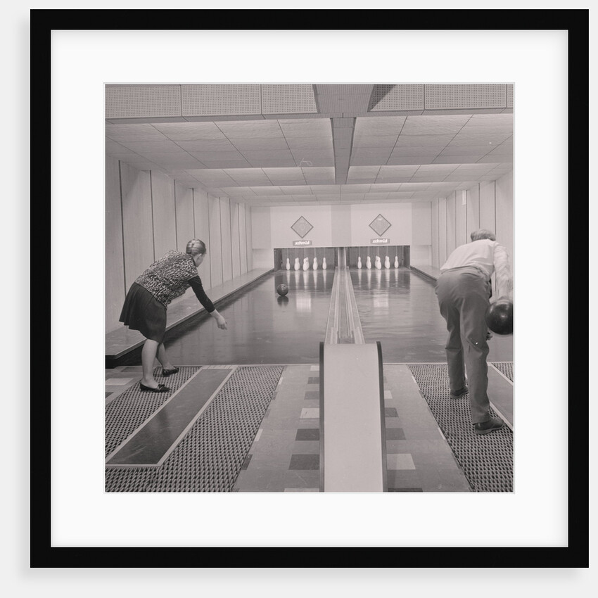 New bowling alley at Douglas Holiday Camp by Manx Press Pictures