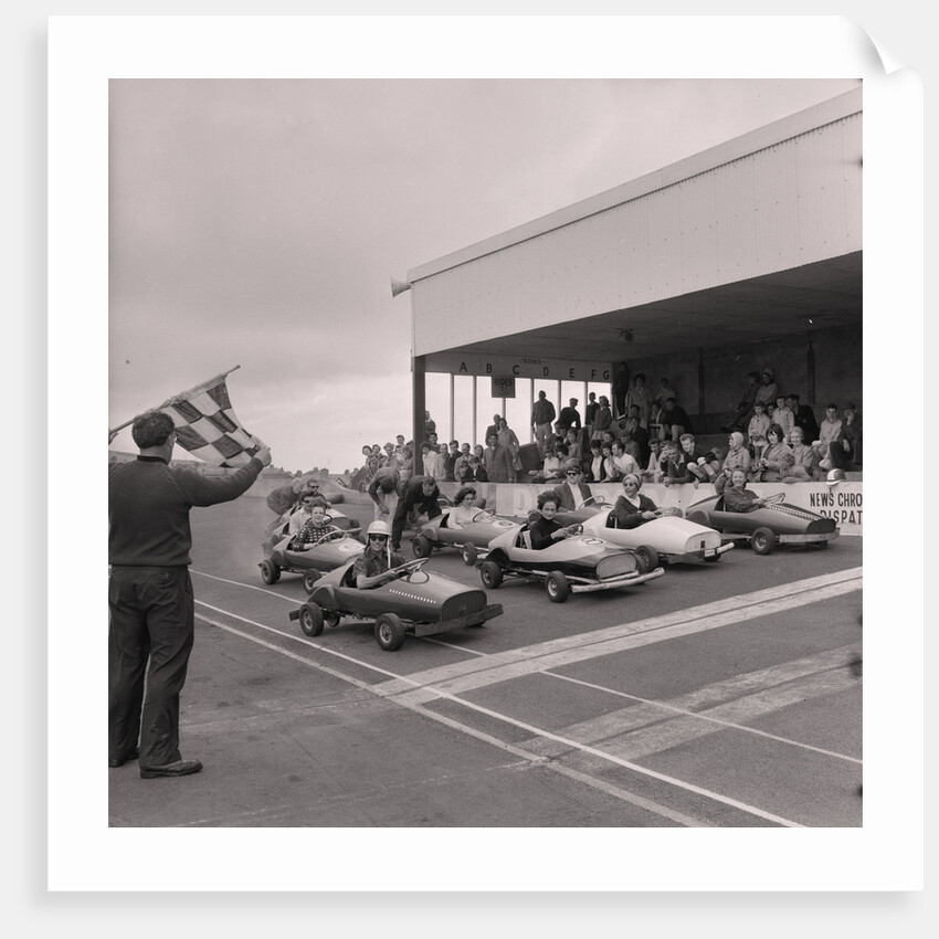 Freddie and the Dreamers at Onchan Park by Manx Press Pictures