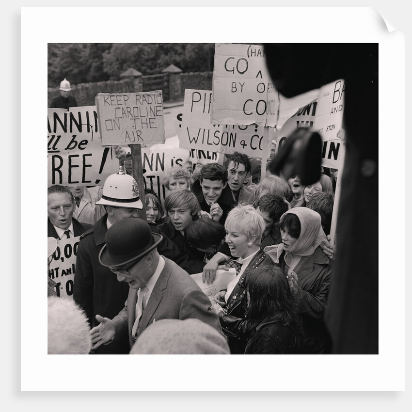 Lord Stoneham Radio Caroline demonstration by Manx Press Pictures