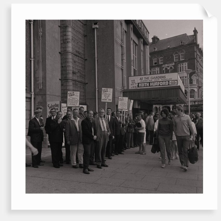 G.P.O. strike picket, Villa Marina by Manx Press Pictures