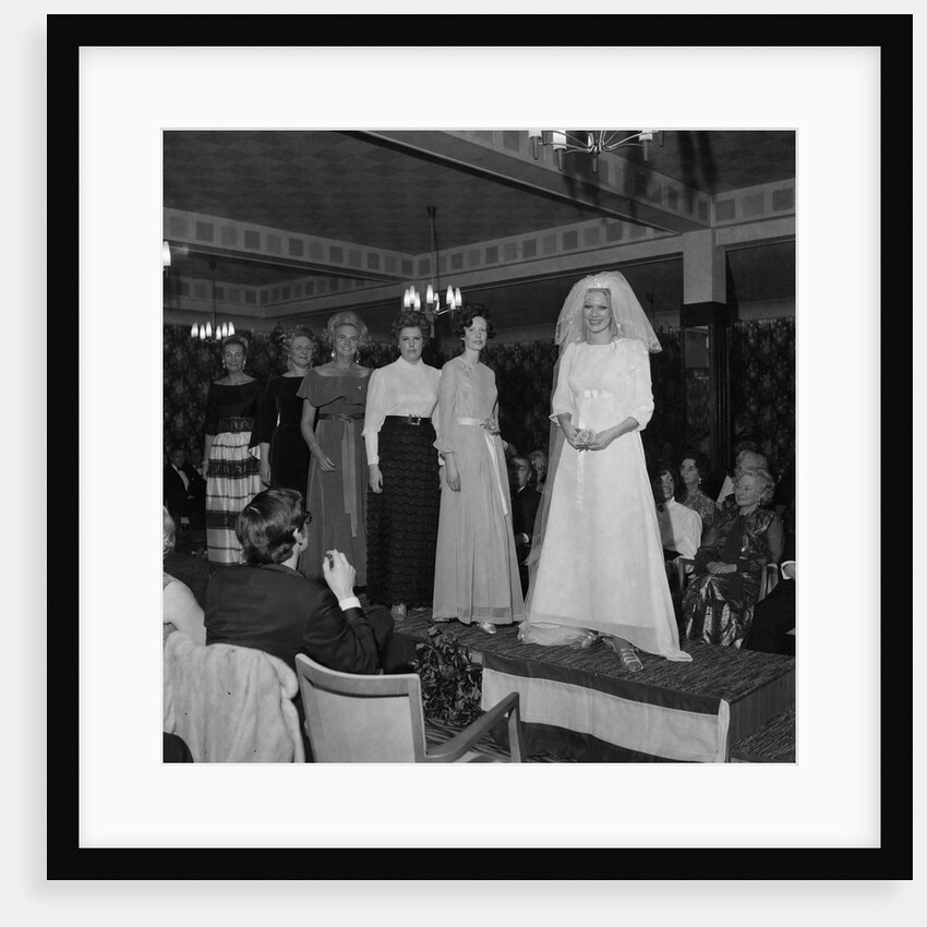 Fashion Show, Grand Island, Isle of Man by Manx Press Pictures