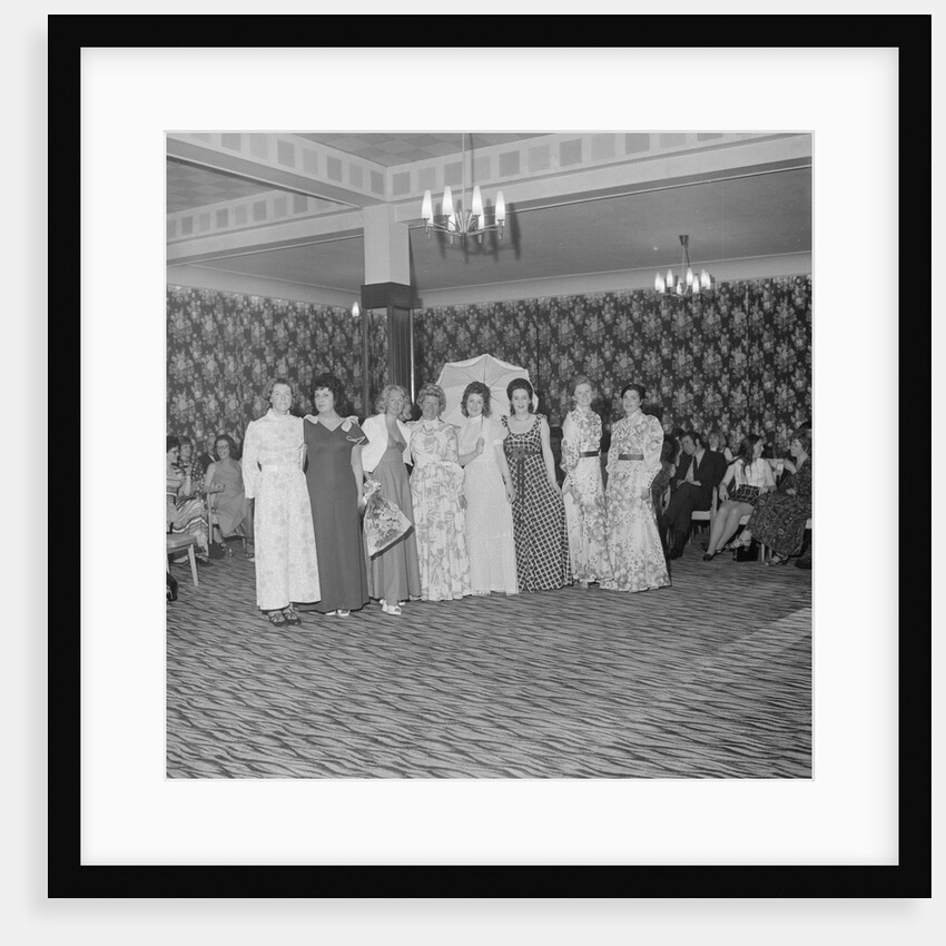 Fashion Show, Grand Island hotel by Manx Press Pictures