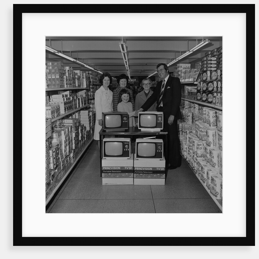 Television presentation, Liptons by Manx Press Pictures