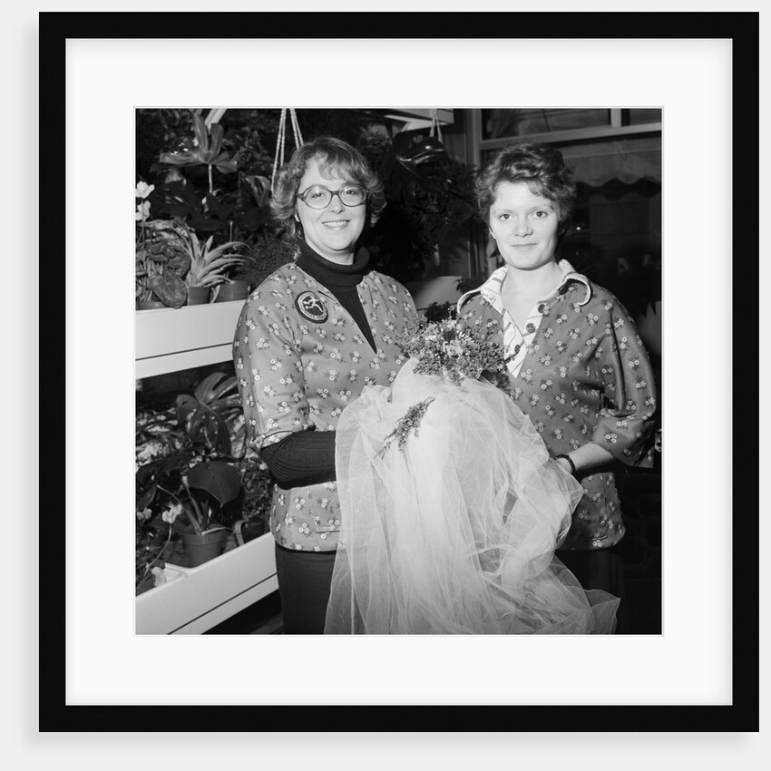 Posy for Miss Isle of Man by Manx Press Pictures