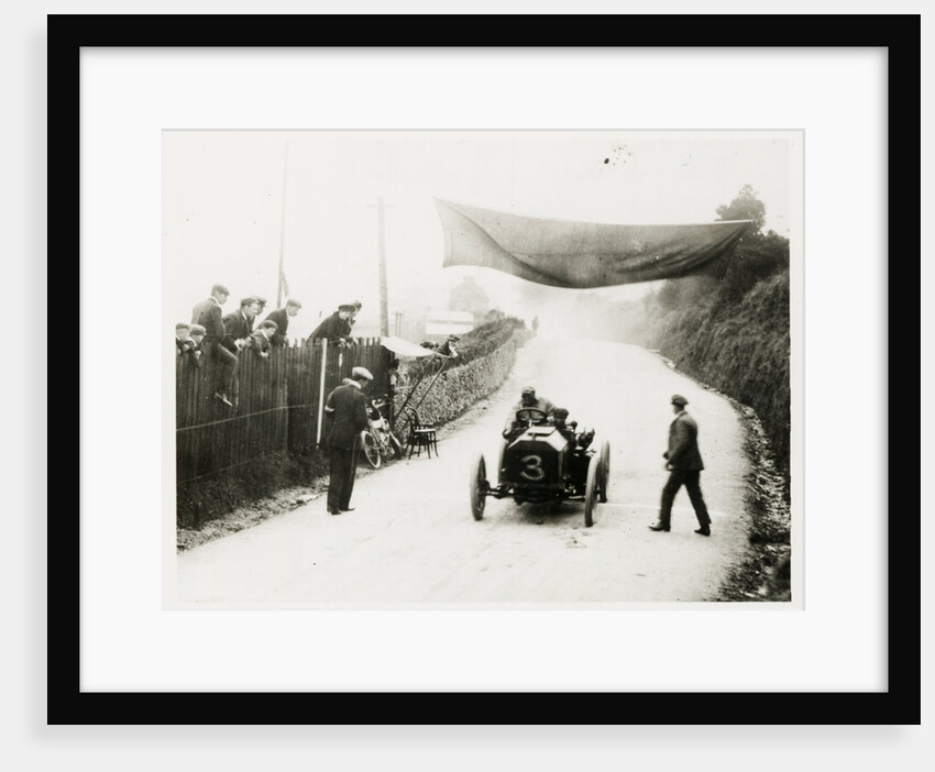 John Hargreaves in a Napier, 1904 Gordon Bennett Trials by Anonymous