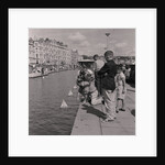 Bank holiday holidaymakers, Douglas by Manx Press Pictures