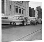 Coach party, Crescent Cinema, Douglas by Manx Press Pictures