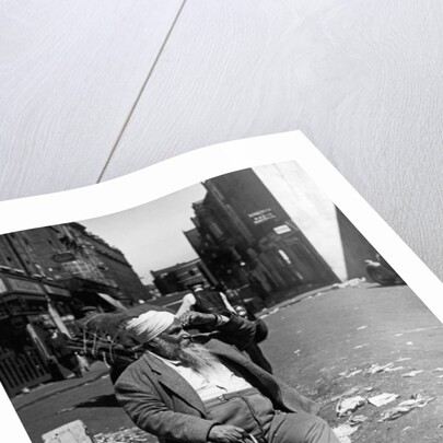 Petticoat Lane Market by Staff