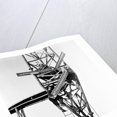 Llanfairpwllgwyngyllgogerychwyrndrobwllllantysiliogogogoch railway station 1964 by Ron Harding