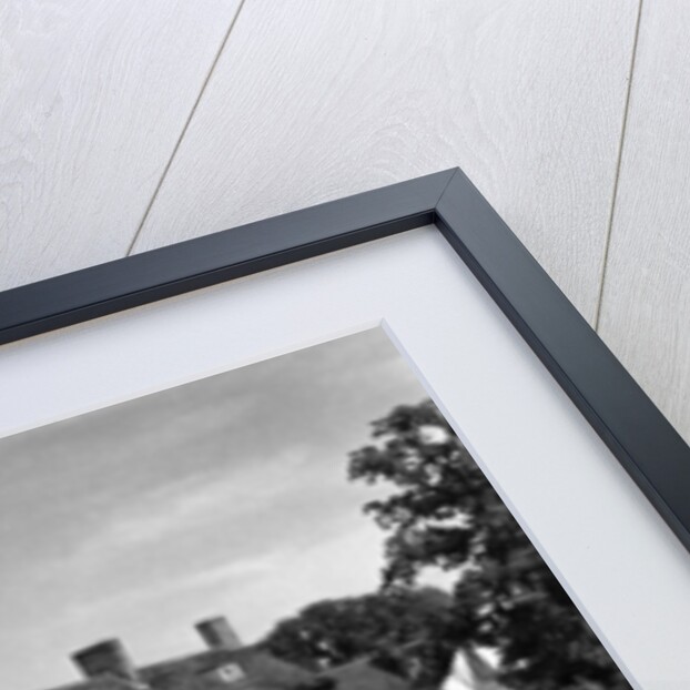 Suffolk county scene by Staff