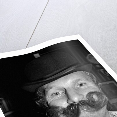 Bobby Moore preparing for the opening of his own public house by Kent Gavin